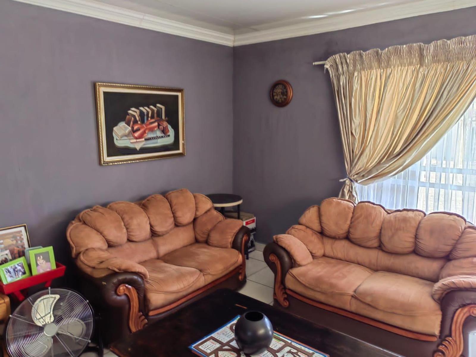 Sibahlenomhlambi Guesthouse 스프링스 객실 사진