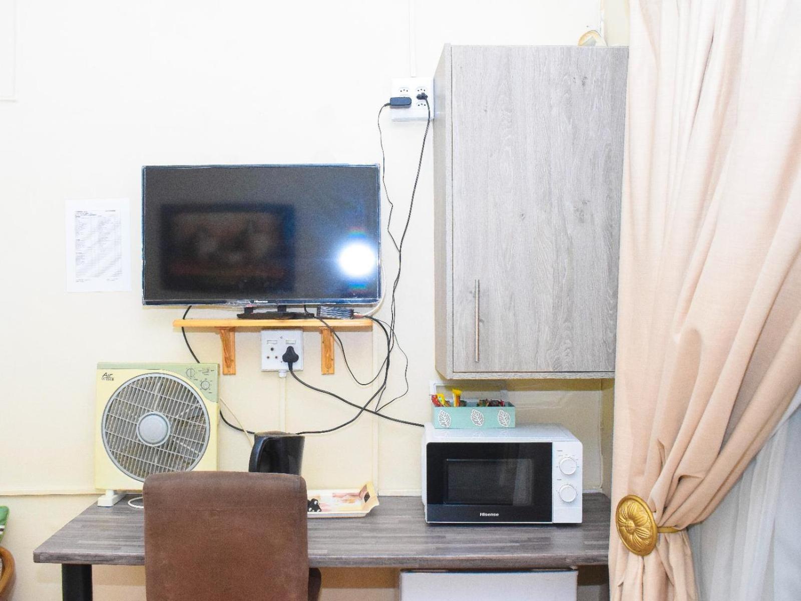 Sibahlenomhlambi Guesthouse 스프링스 객실 사진