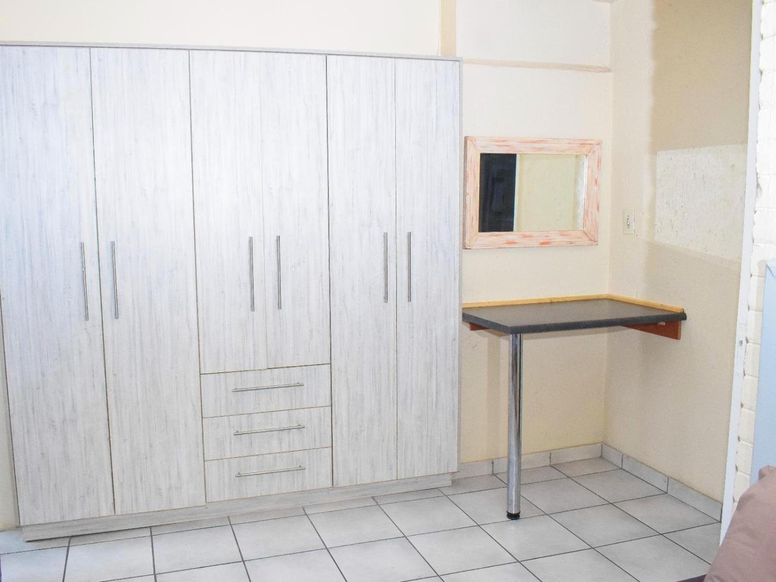 Sibahlenomhlambi Guesthouse 스프링스 객실 사진